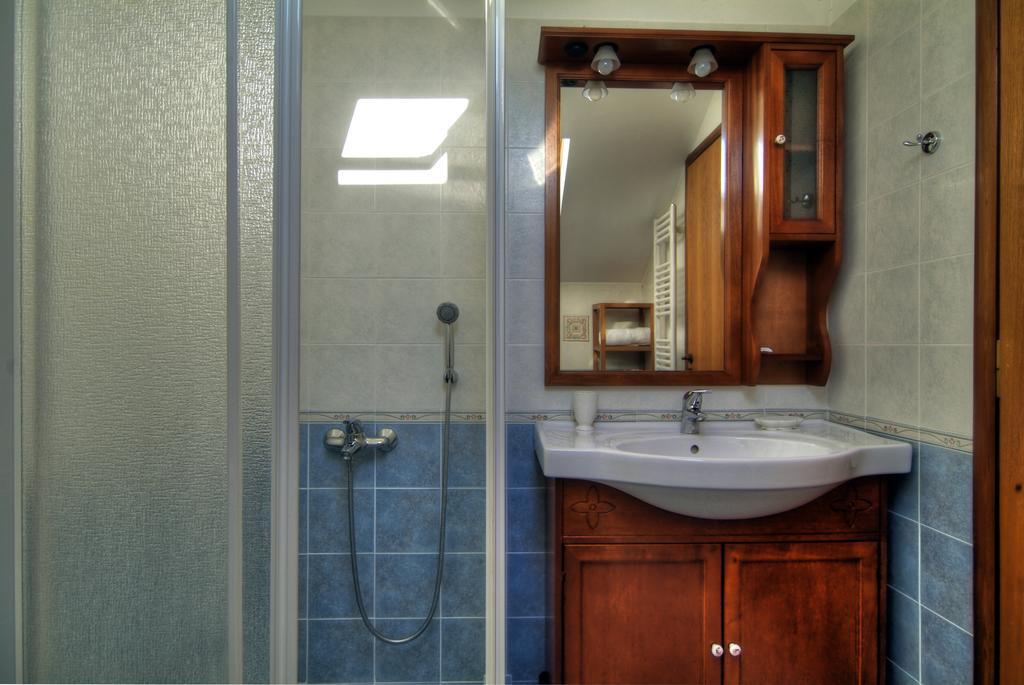 Nefeles Hotel Arachova Bagian luar foto
